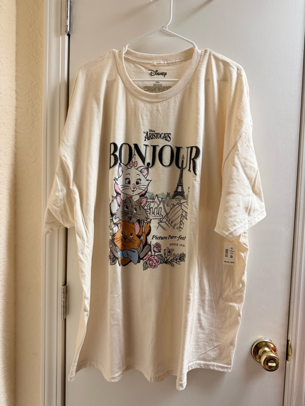 Disney The Aristocats 'Bonjour' Cream Graphic Tee